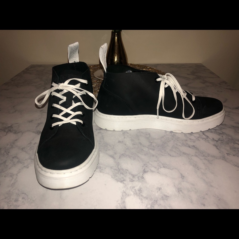 Dr. Martens Baynes Wolly Bully Chukka Boots Sz 8